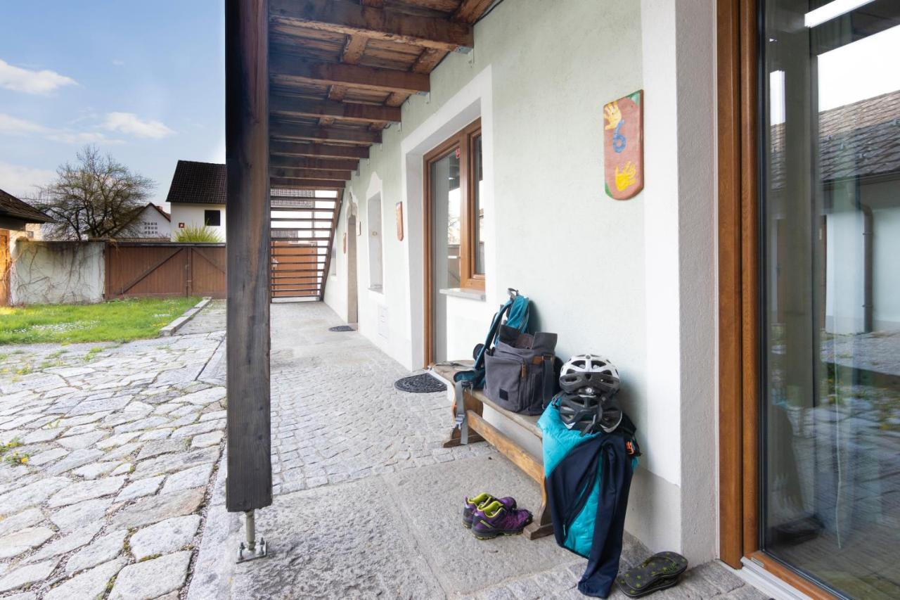 Camping & Pension Au An Der Donau Exteriör bild