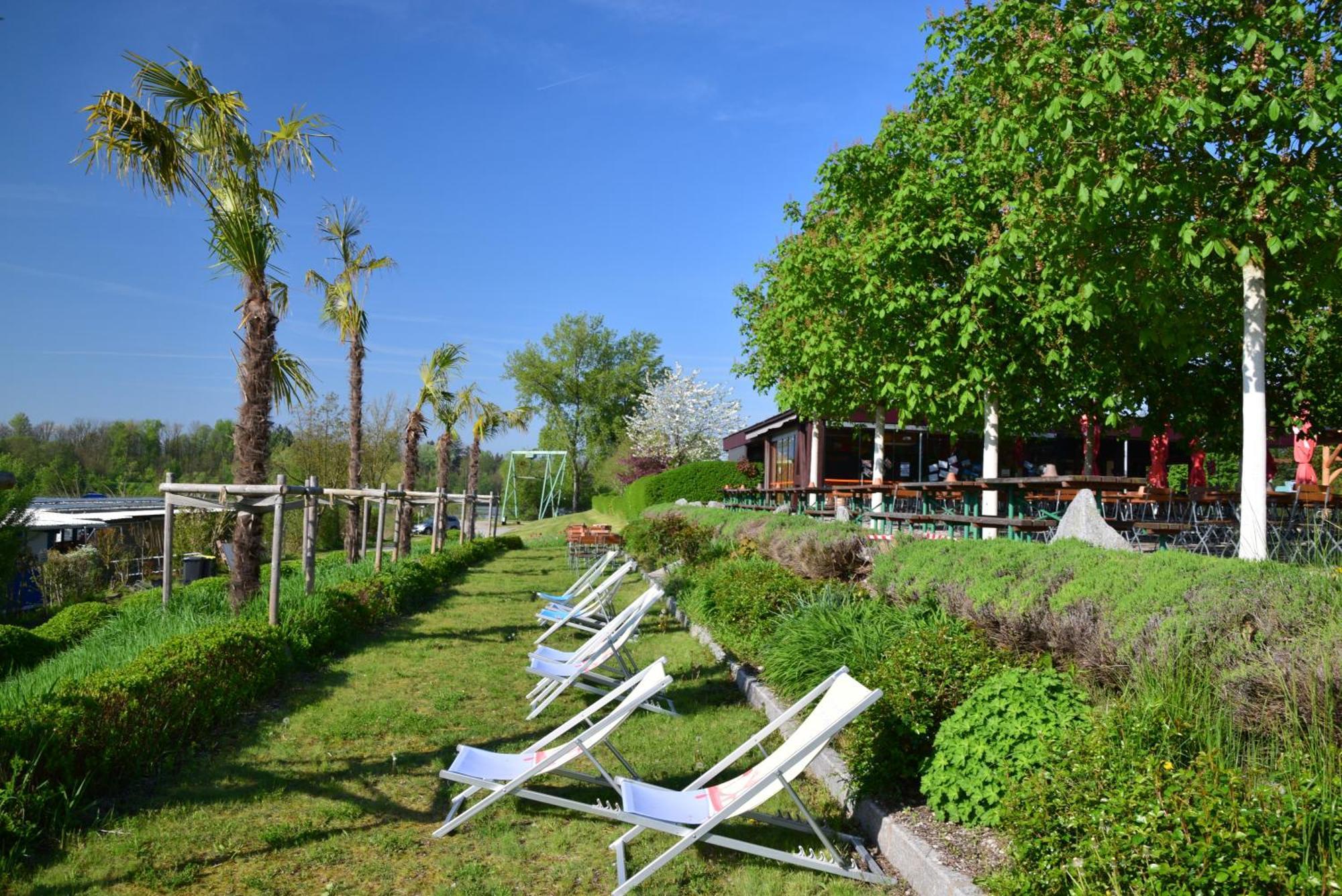 Camping & Pension Au An Der Donau Exteriör bild